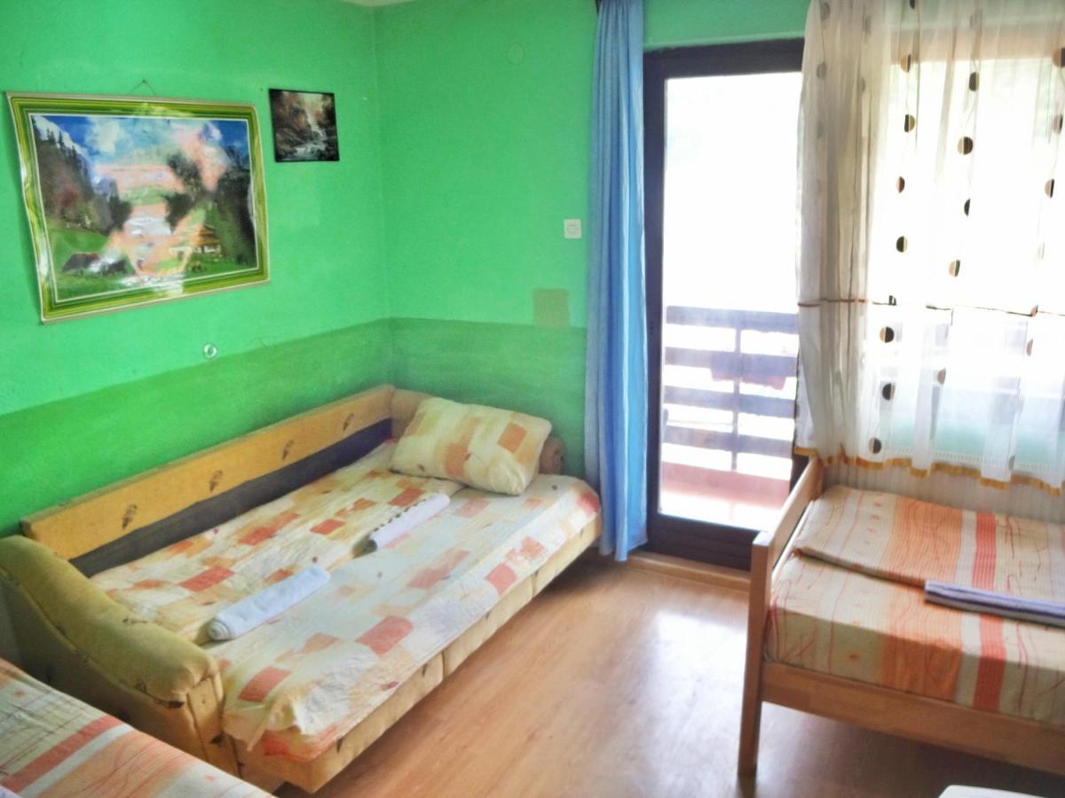 Hotel Virmal Foca Pokoj fotografie